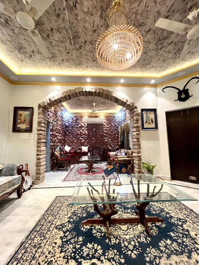 Апартаменты Colonel'S Abode Агра Экстерьер фото